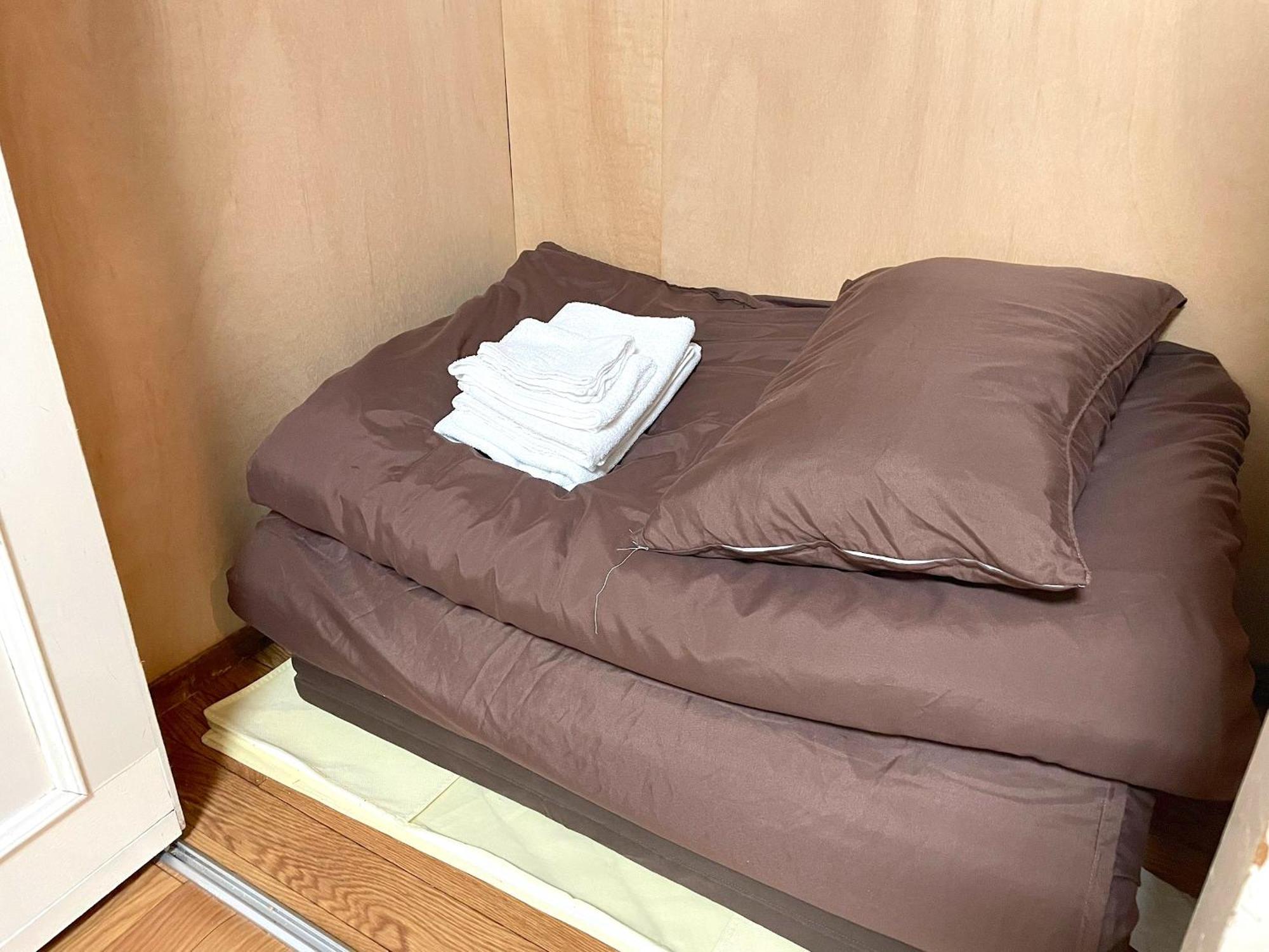 Fukuoka Airport Line Ijiri St Self Check In Apartment Екстер'єр фото